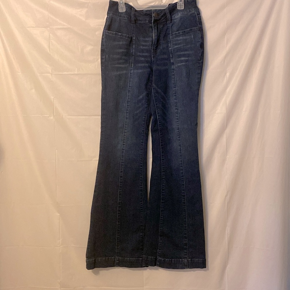 Maurice’s size 2 regular high rise jeans